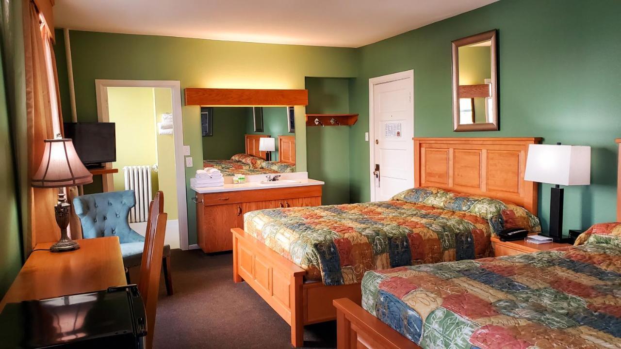 Hotel Bay Hotel, & 3*