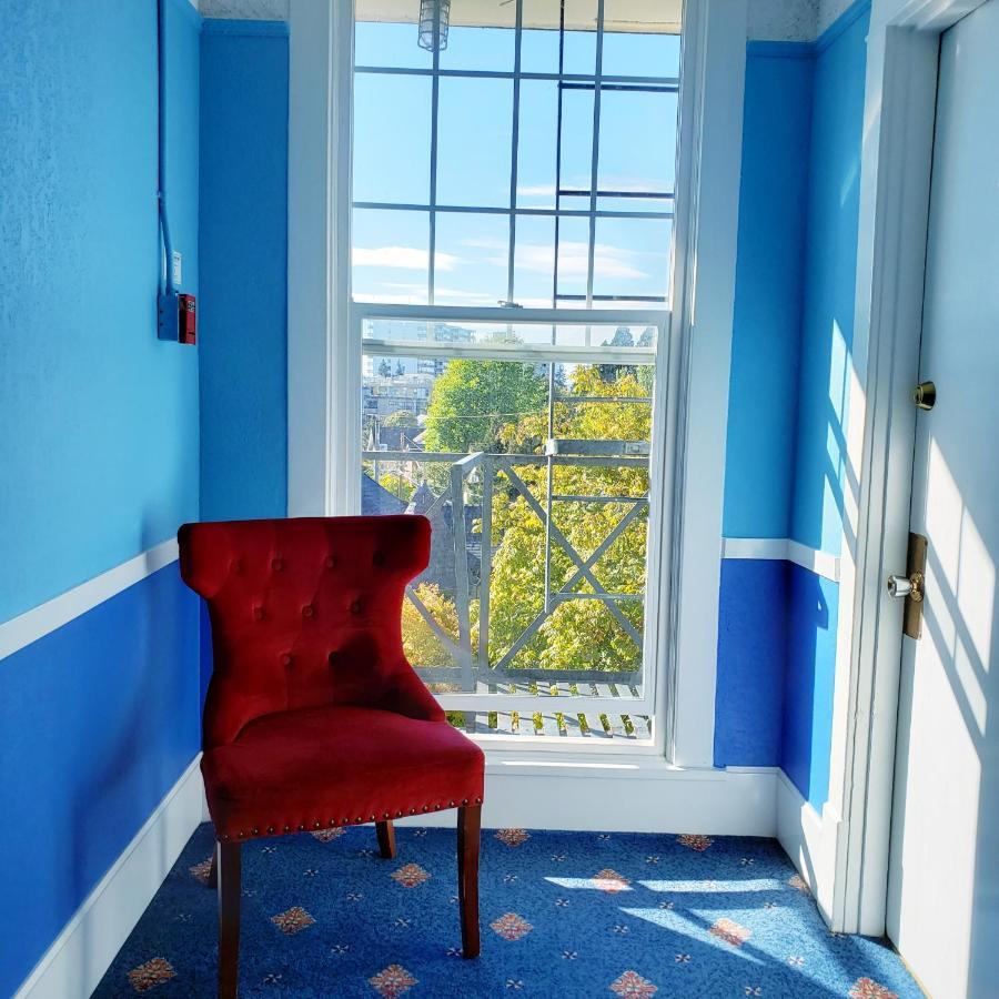 Bay Hotel, &