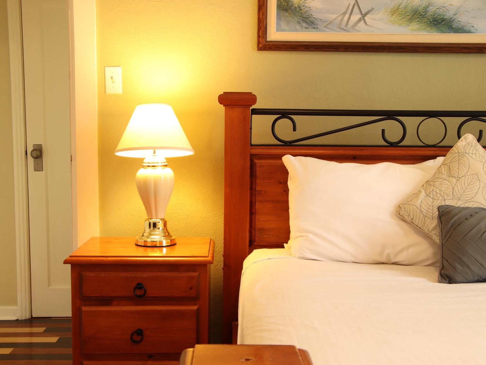 Bay Hotel, & Hotel 3*